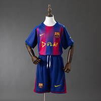 Camiseta + Short FC Barcelona Edición Especial X DPLAY 25/26 Niños