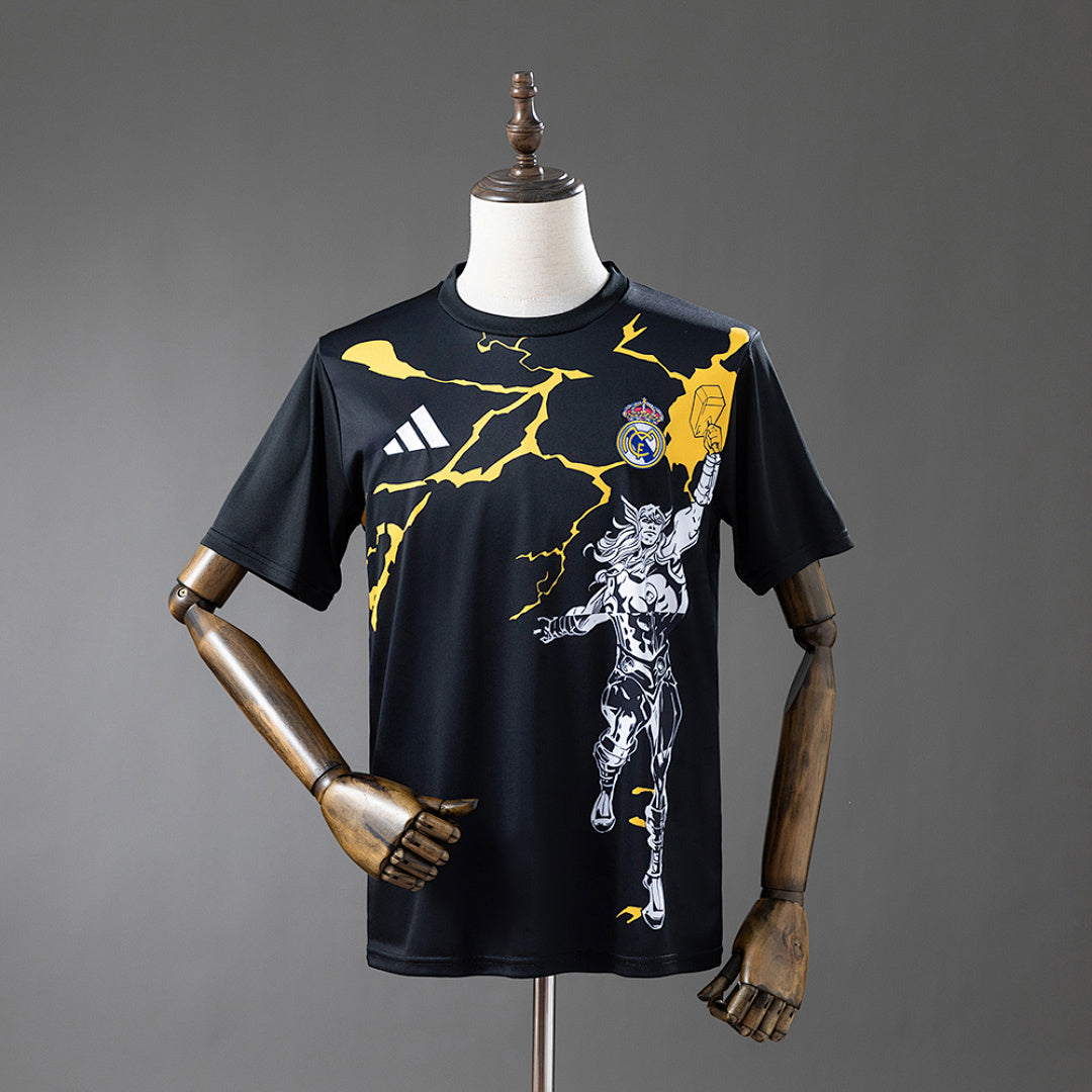 Camiseta Real Madrid Avengers Pre-Match Negro 25/26 Adultos