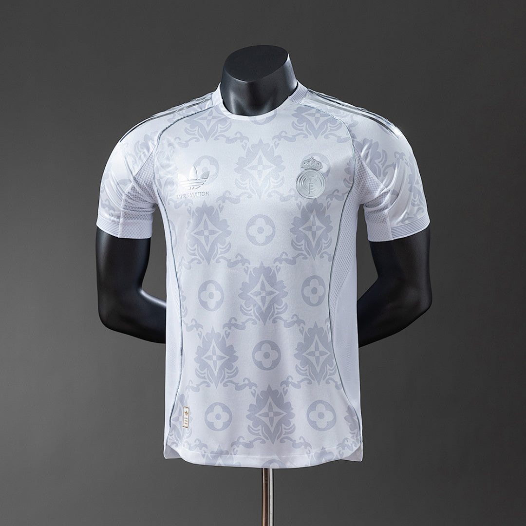 Camiseta Real Madrid Edición Especial Galaxy Lights 25/26 Adultos [PLAYER VERSION]