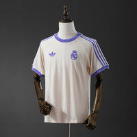 Camiseta Casual Real Madrid Originals 3 Rayas Beige Adultos