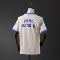 Camiseta Casual Real Madrid Originals 3 Rayas Beige Adultos