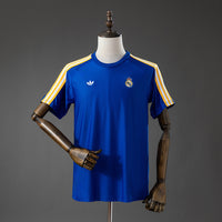 Camiseta Casual Real Madrid Terrace Icons Azul Adultos