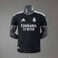 Camiseta Real Madrid Edición Especial Negra 26/27 Adultos [PLAYER VERSION]