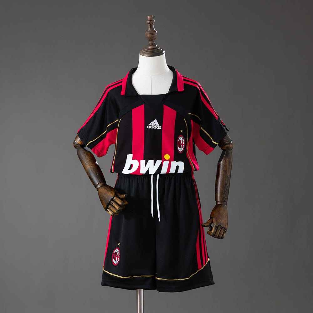 Camiseta + Short AC Milan Retro 06/07 Niños