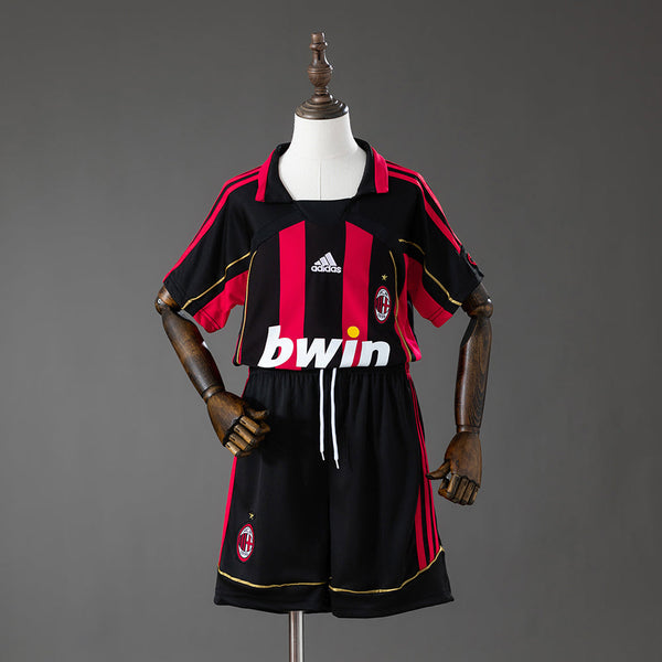 Camiseta + Short AC Milan Retro 06/07 Niños