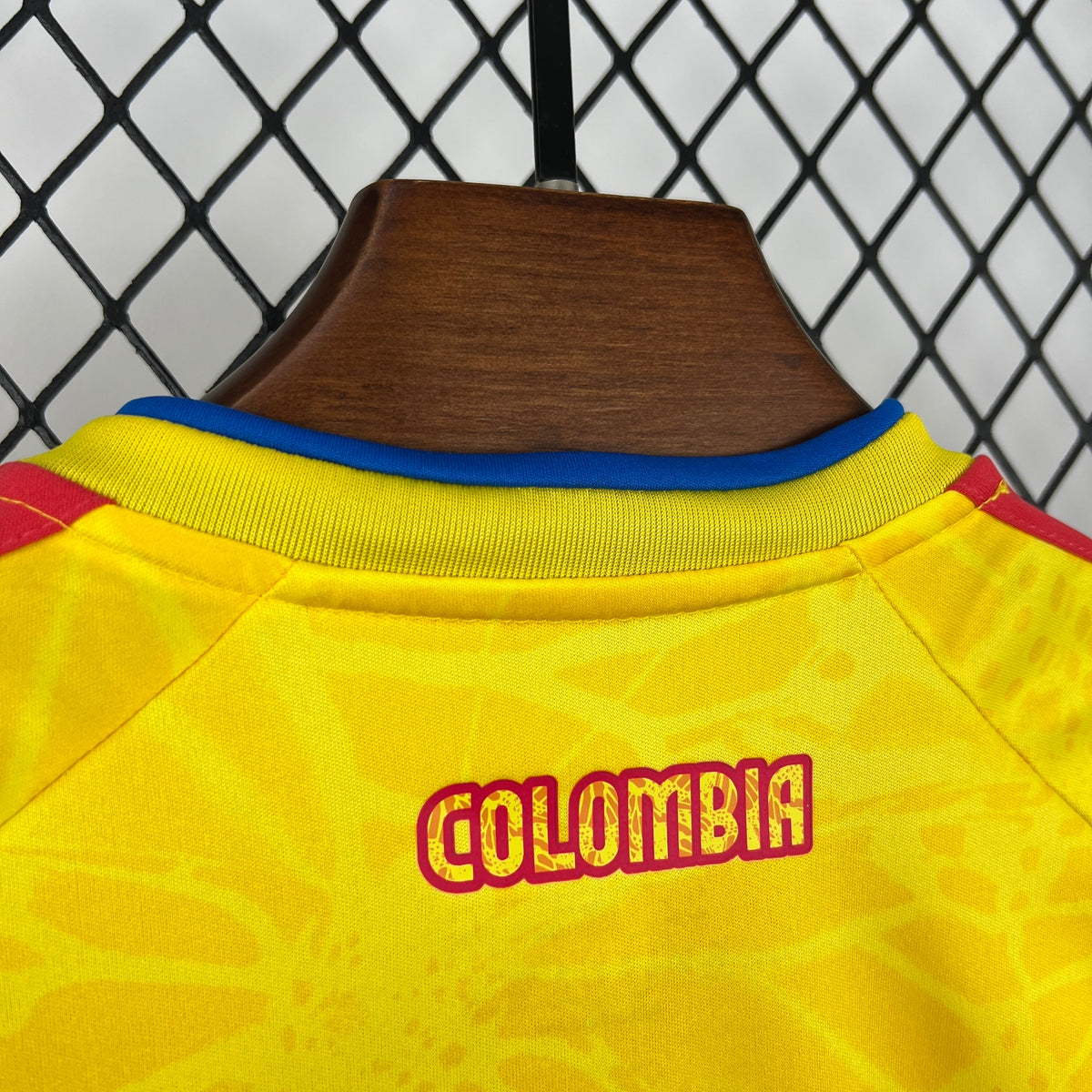 Camiseta + Short Colombia 26/27 Niños
