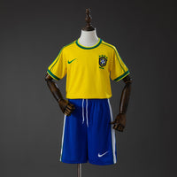 Camiseta + Short Brasil Local 2002 Niños