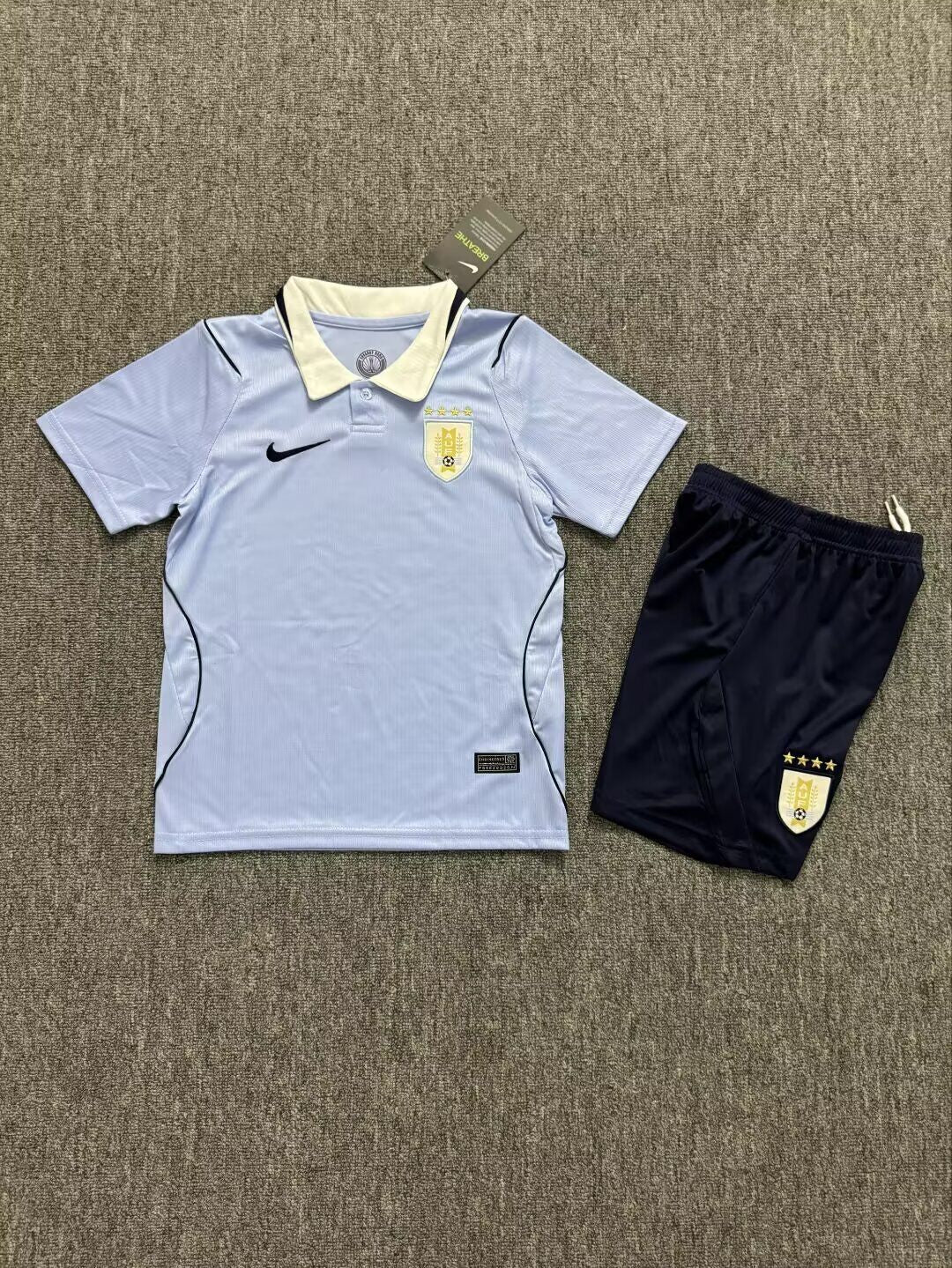 Camiseta + Short Uruguay Local 26/27 Niños