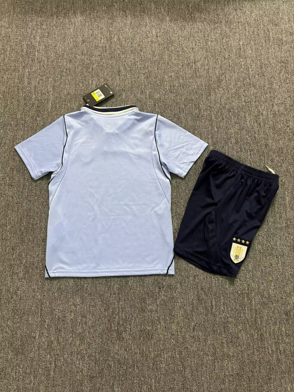 Camiseta + Short Uruguay Local 26/27 Niños