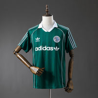 Camiseta Originals Classic Three Stripes Verde Adultos
