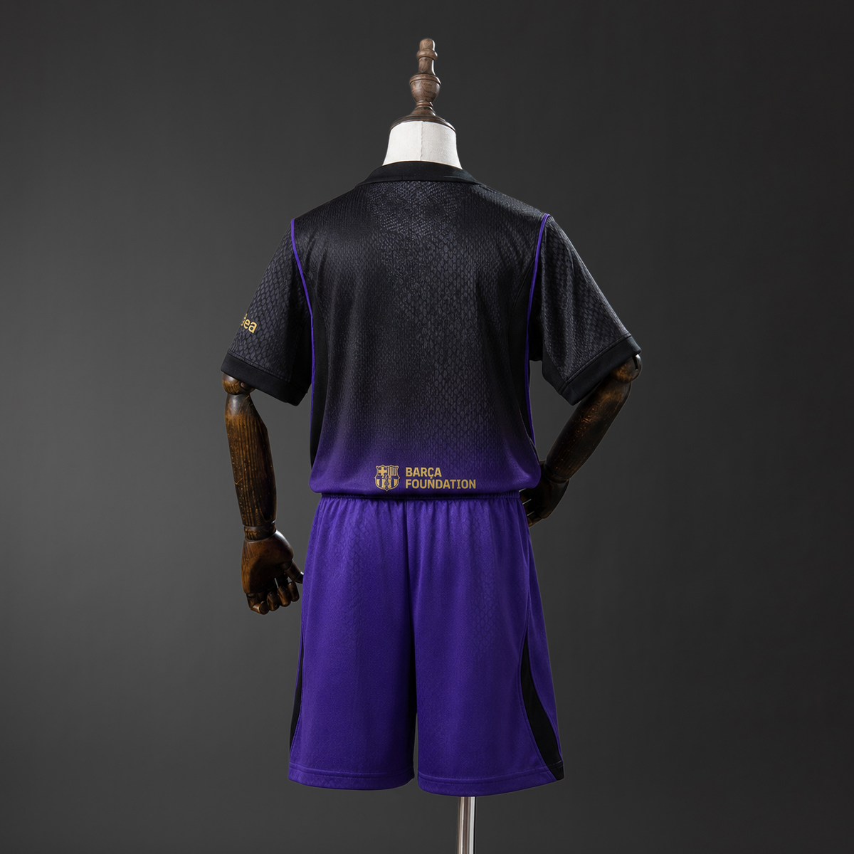 Camiseta + Short FC Barcelona x Kobe Bryant 26/27 Niños