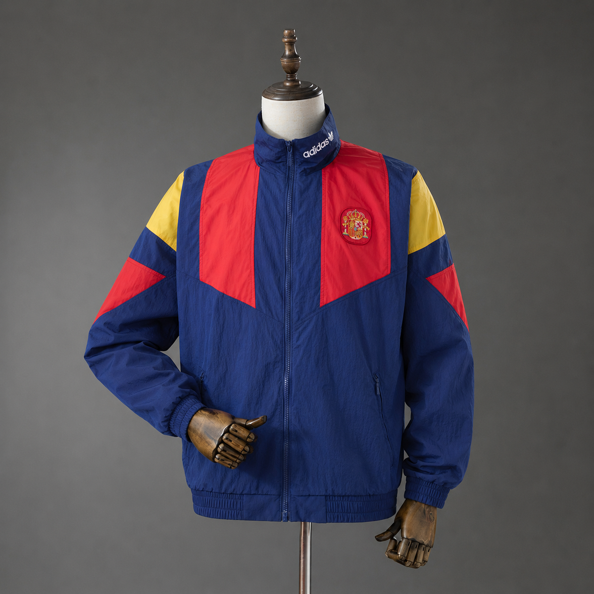 Cortavientos España EQT Track Top