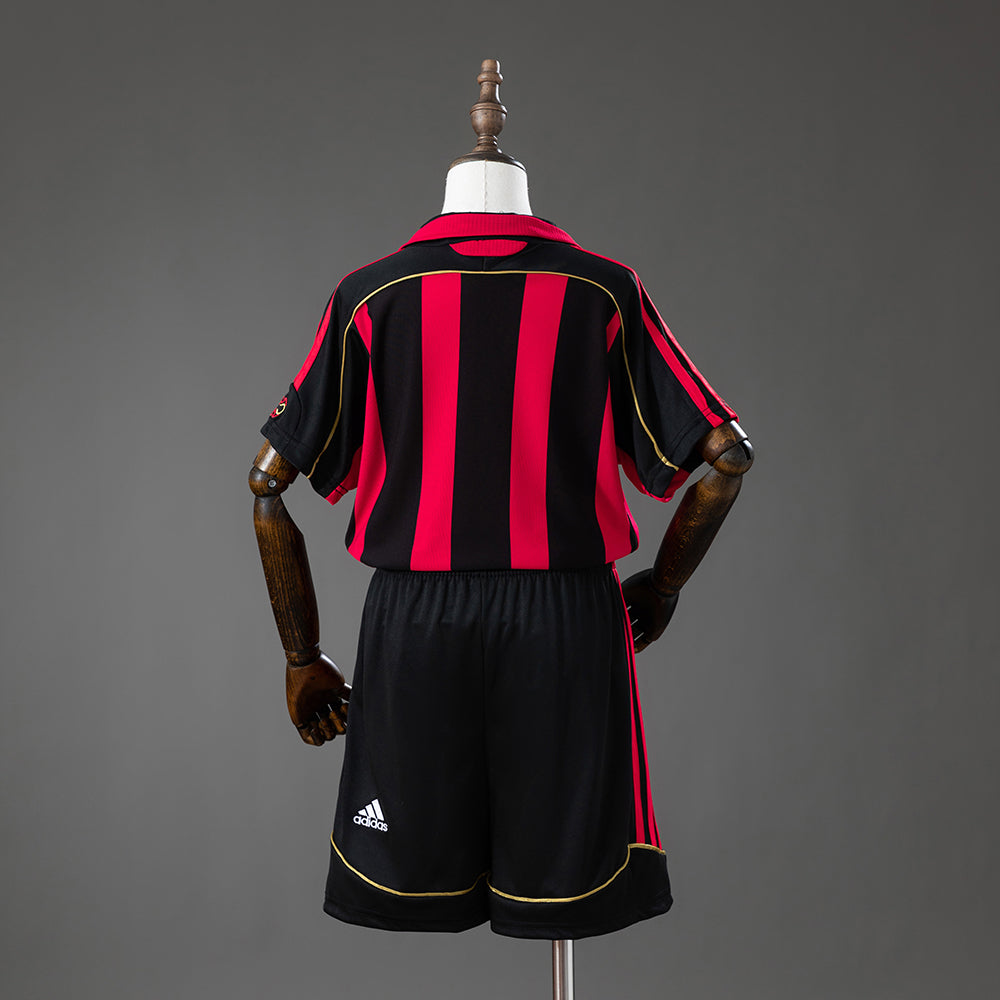 Camiseta + Short AC Milan Retro 06/07 Niños