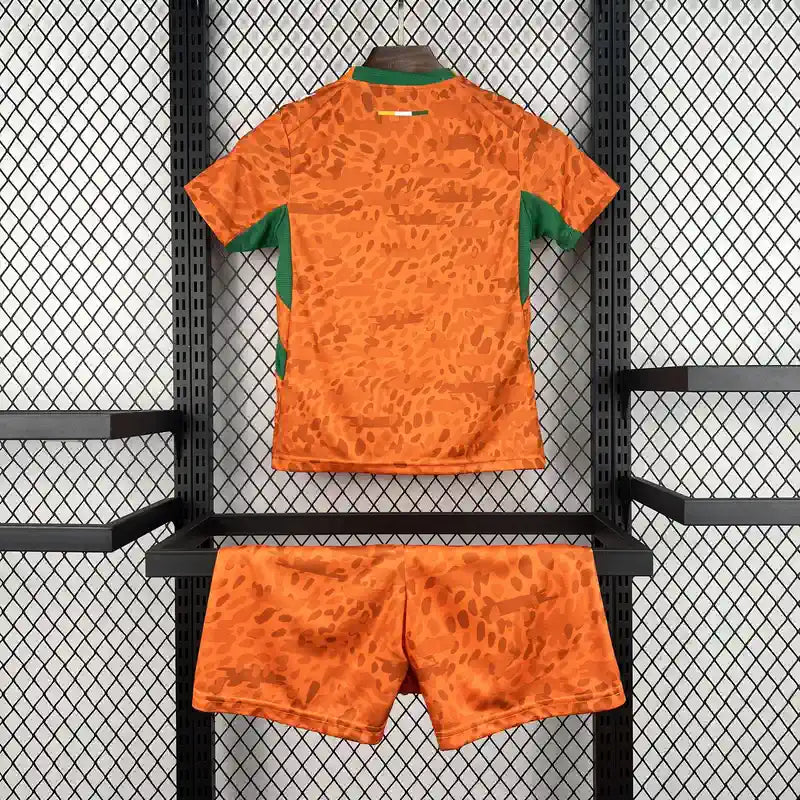 Camiseta + Short Costa de Marfil Local 26/27 Niños