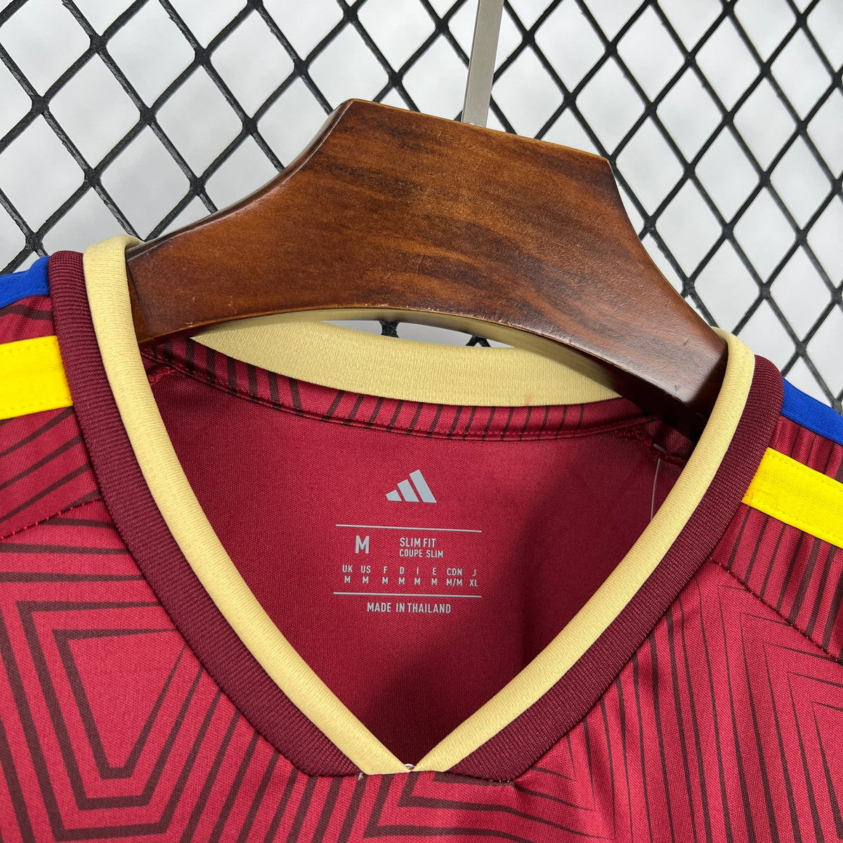 Camiseta Venezuela Local 26/27 Adultos