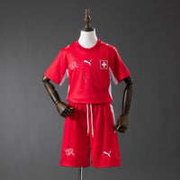 Camiseta + Short Suiza Local 26/27 Niños