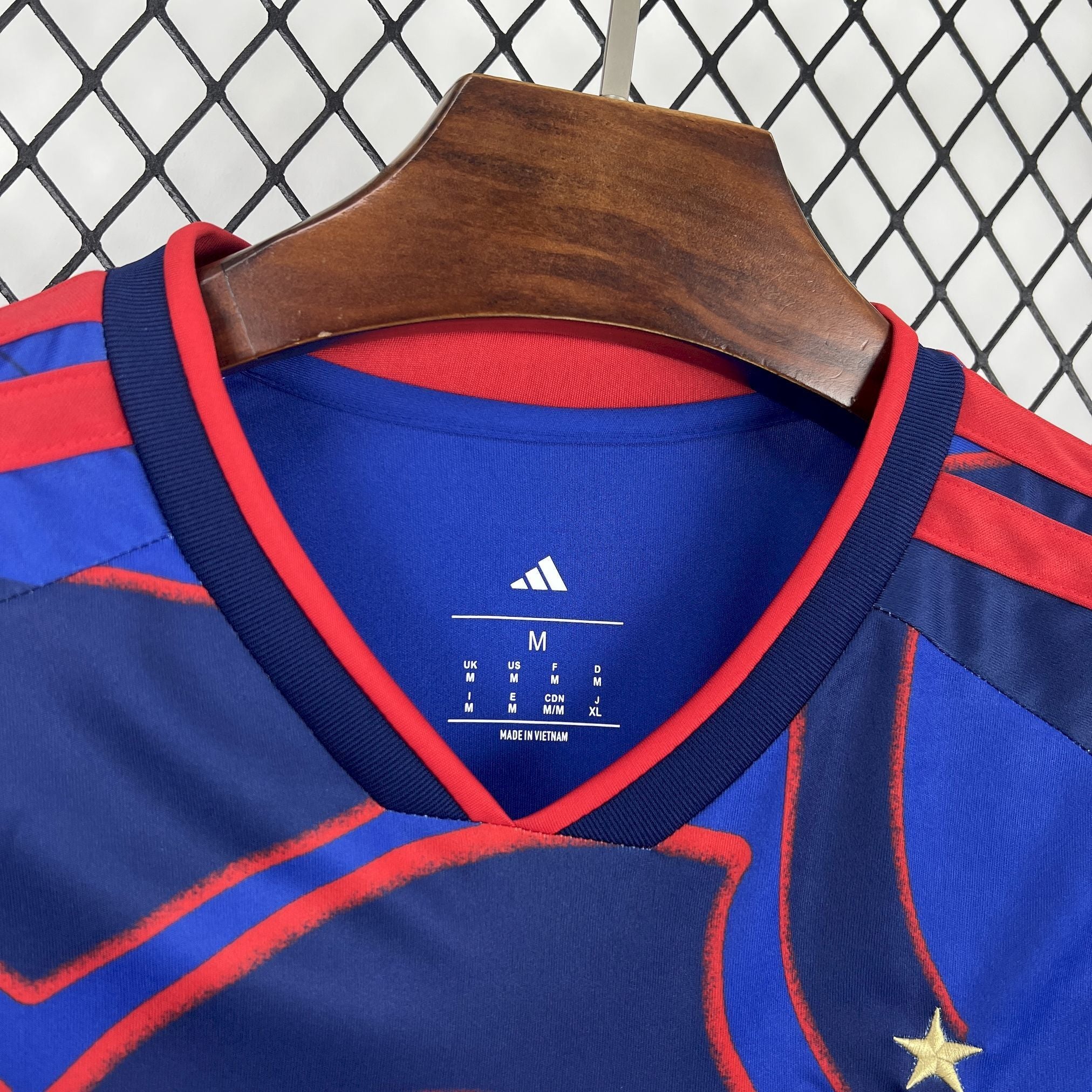 Camiseta Universidad de Chile Local 25/26 Adultos Manga Larga
