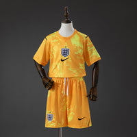 Camiseta + Short Inglaterra Portero Amarillo 26/27 Niños